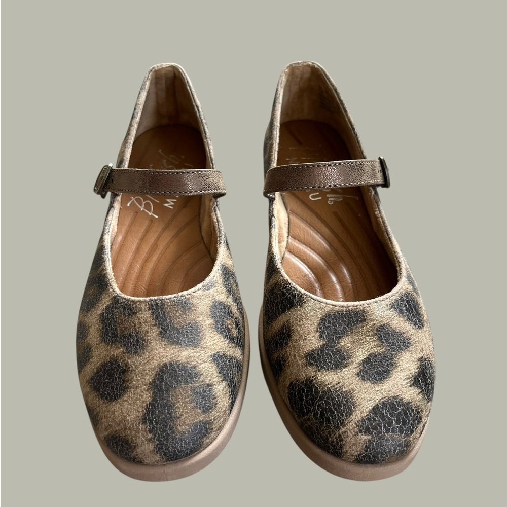 Leopard Print Flats with Brown Strap
